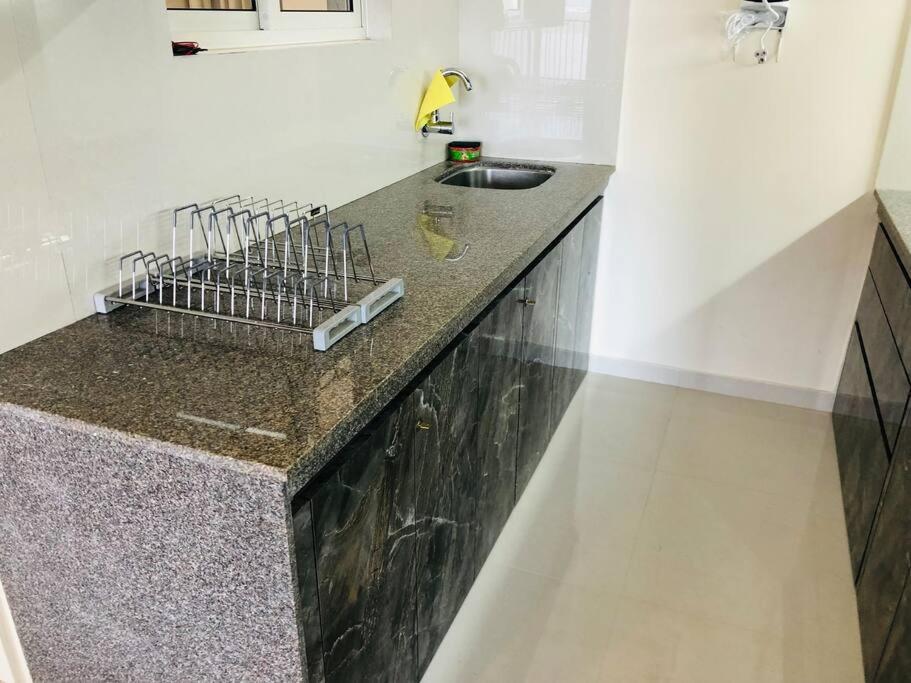 Lovely 2-Bedroom Sea View Serviced Apartment Dabolim Goa Exterior foto