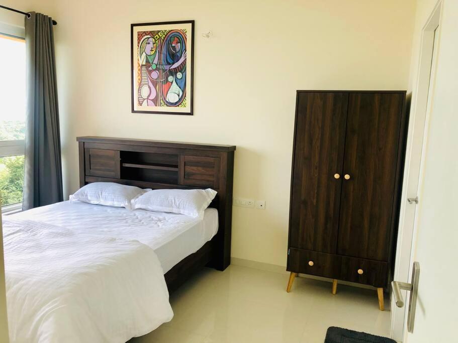 Lovely 2-Bedroom Sea View Serviced Apartment Dabolim Goa Exterior foto
